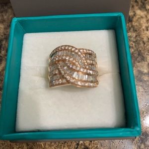 Effy 14 K Rose Gold and Diamond ring 1 ct